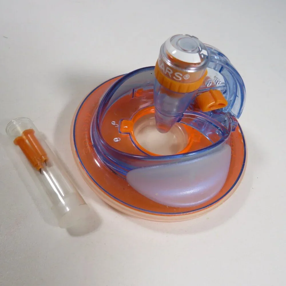 FISKARS Shape Cutter “ULTRA SHAPE XPRESS” gently used